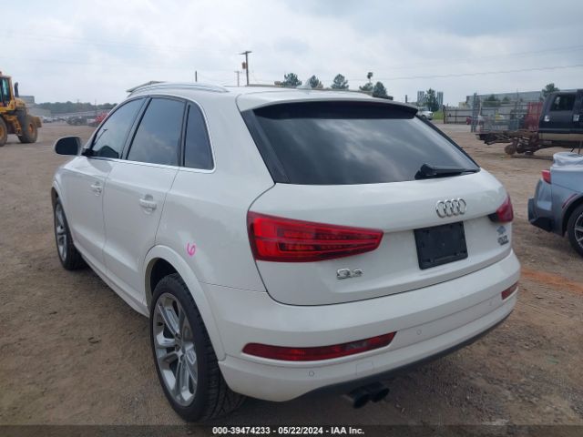 WA1JCCFSXHR008873 Audi Q3 2.0t Premium