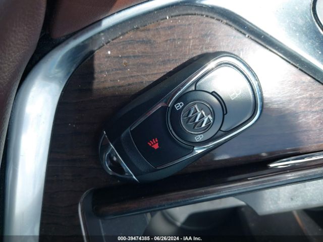 5GAERDKW9JJ205768 Buick Enclave Avenir