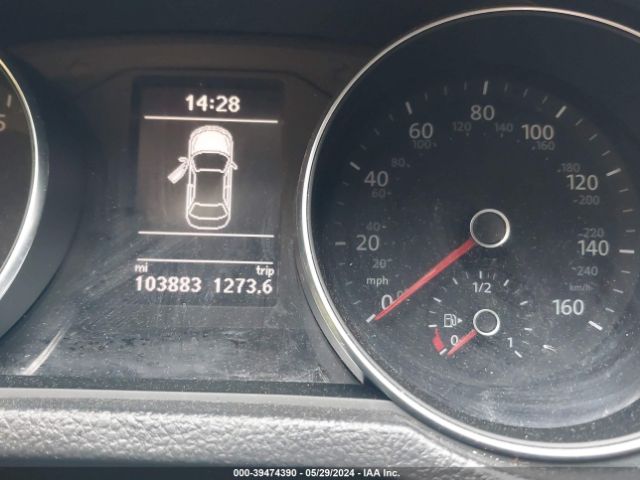 1VWDT7A36HC054372 Volkswagen Passat 1.8t R-line