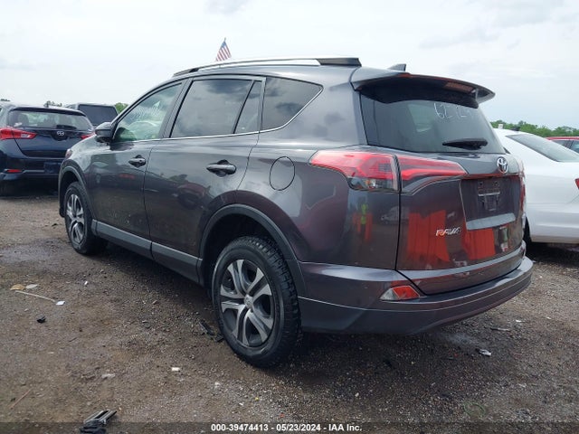 Toyota RAV4 LE 2016 JTMZFREV4GJ062729 Image 3