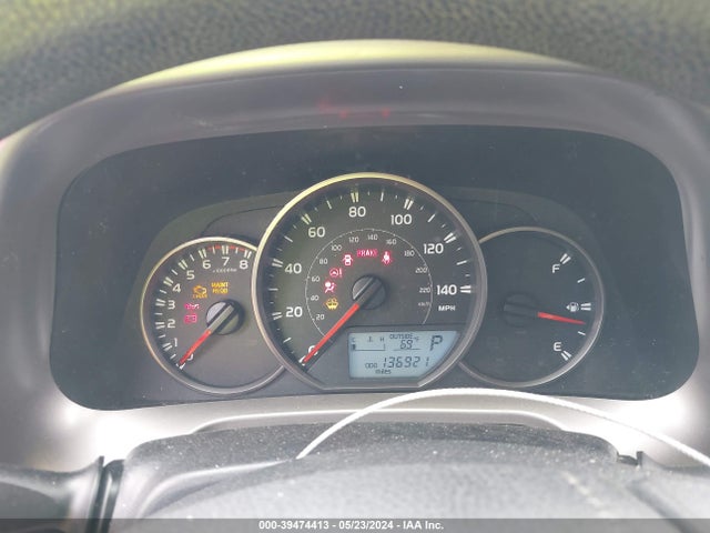 Toyota RAV4 LE 2016 JTMZFREV4GJ062729 Image 7