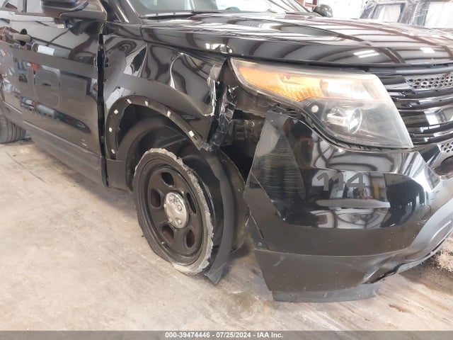 Ford Utility Police Interceptor 2015 1FM5K8AR7FGB32695 Image 6