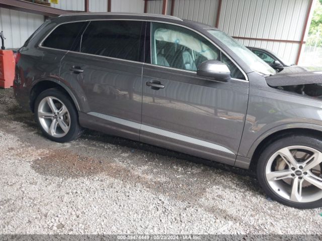 WA1VAAF75KD014026 Audi Q7 55 Premium