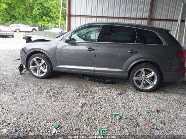 WA1VAAF75KD014026 Audi Q7 55 Premium