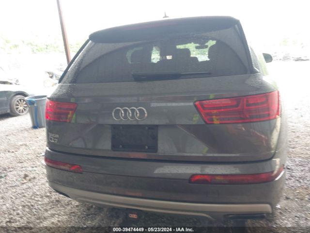 WA1VAAF75KD014026 Audi Q7 55 Premium