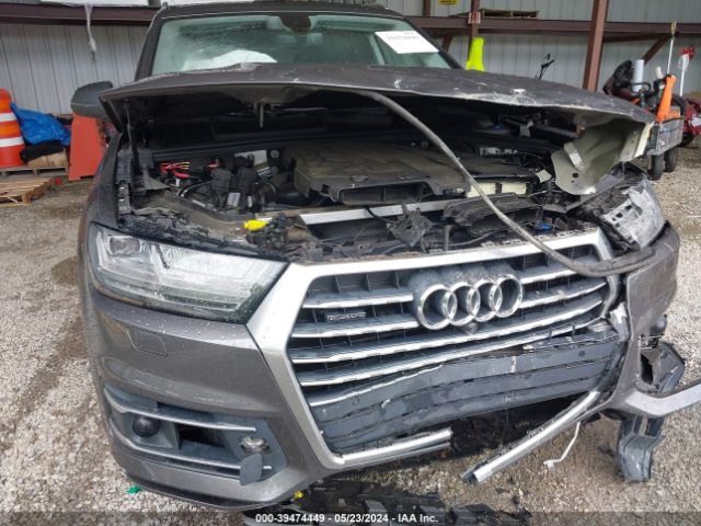 WA1VAAF75KD014026 Audi Q7 55 Premium