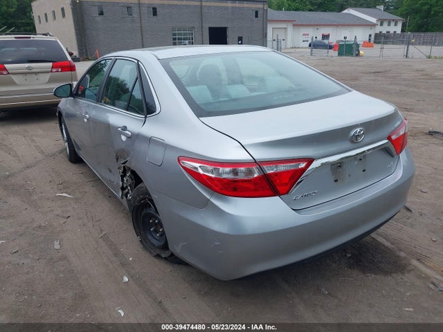 Toyota CAMRY LE 2015 4T4BF1FK7FR486329 Image 3
