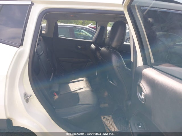 Jeep Compass Latitude 4x4 2018 3C4NJDBB2JT265189 Image 8