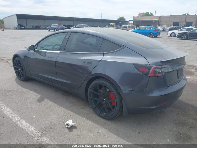5YJ3E1EB6KF438430 Tesla Model 3 Long Range/performance
