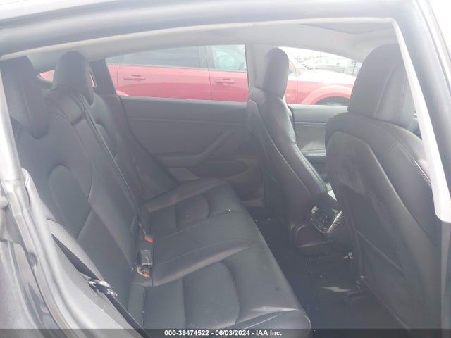 5YJ3E1EB6KF438430 Tesla Model 3 Long Range/performance