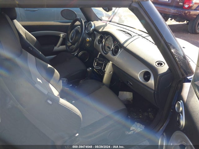 2007 MINI COOPER WMWRF33517TG16863 Photo 4