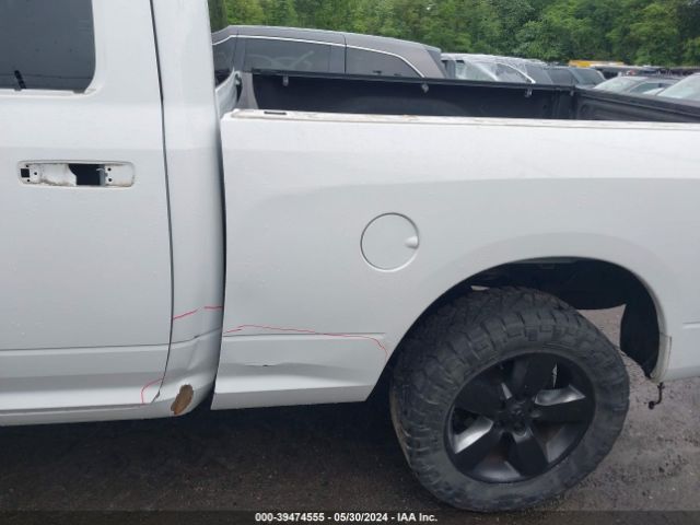 1C6RR7FG7KS504120 RAM 1500 Classic Express Quad Cab 4x4 6'4 Box