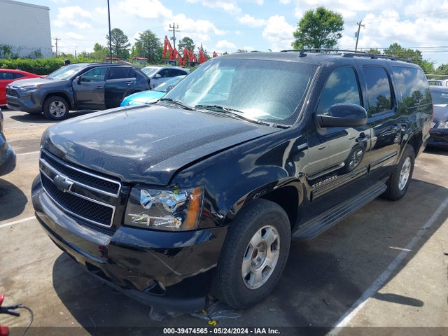 Chevrolet Suburban 1500 Lt 2014 1GNSCJE01ER112315 Image 2
