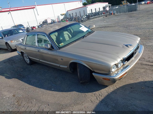 1998 JAGUAR XJ8 SAJHX1244WC833409 Photo 0