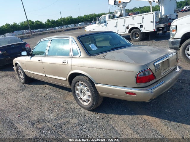 1998 JAGUAR XJ8 SAJHX1244WC833409 Photo 2