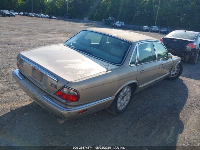 1998 JAGUAR XJ8 SAJHX1244WC833409 Photo 3