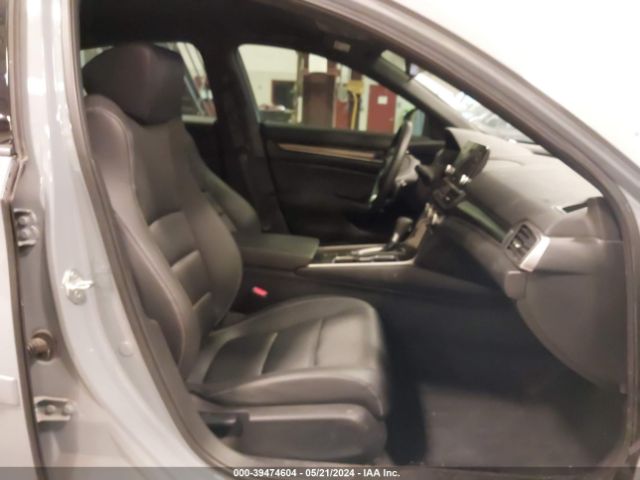 1HGCV1F30NA099458 Honda Accord Sport