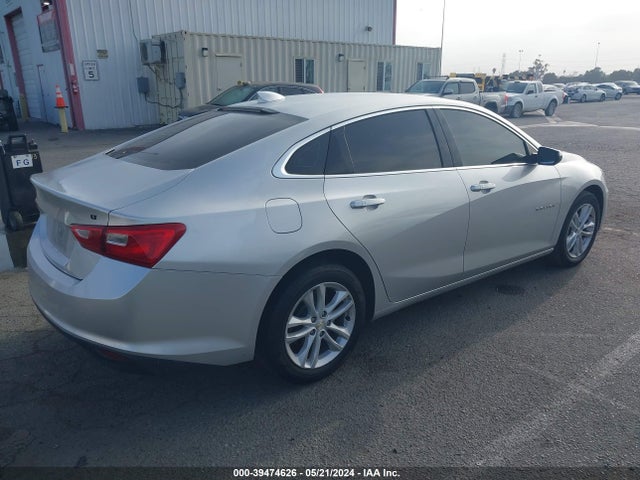 Chevrolet MALIBU LT 2018 1G1ZD5ST0JF265735 Image 4