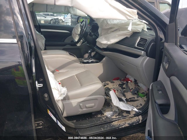 Toyota Highlander Xle 2018 5TDJZRFH5JS529115 Image 5