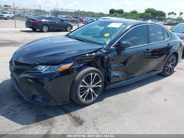 Toyota CAMRY SE 2020 4T1M11AK7LU976094 Image 2