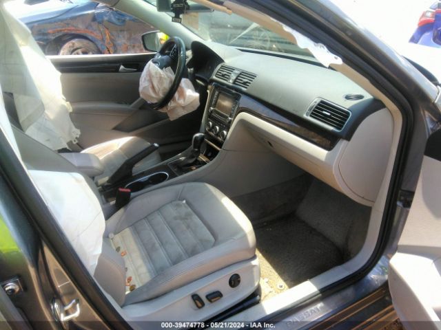 1VWCV7A30FC063572 Volkswagen Passat 2.0l Tdi Sel Premium