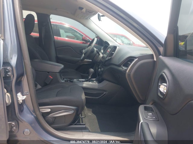 1C4PJLCB7LD657076 Jeep Cherokee Latitude Fwd