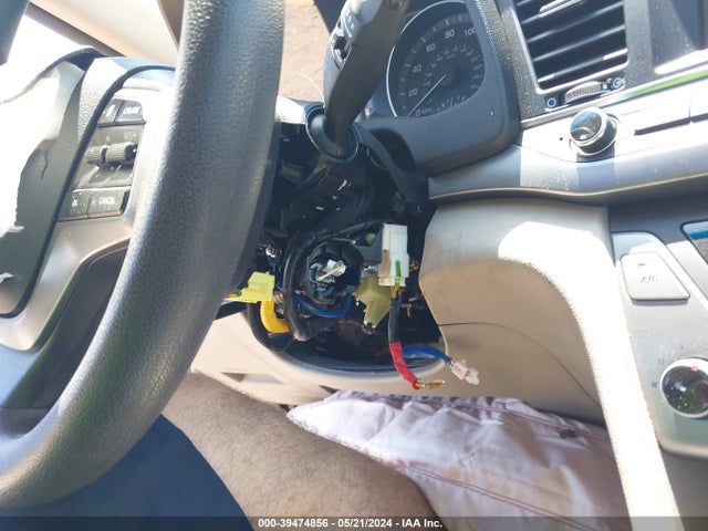 Hyundai ELANTRA SEL 2018 5NPD84LF5JH353050 Image 18