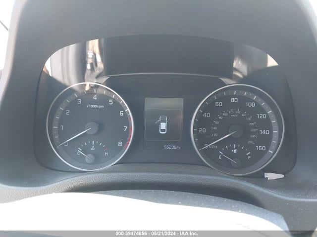 Hyundai ELANTRA SEL 2018 5NPD84LF5JH353050 Image 7