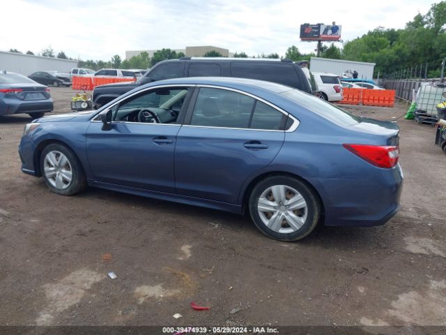 4S3BNAA66J3046032 Subaru Legacy 2.5i