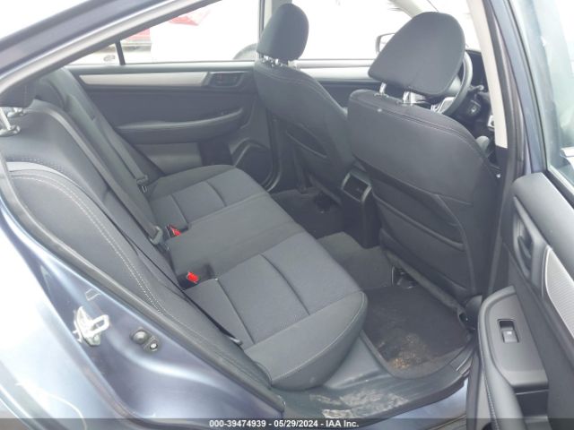 4S3BNAA66J3046032 Subaru Legacy 2.5i