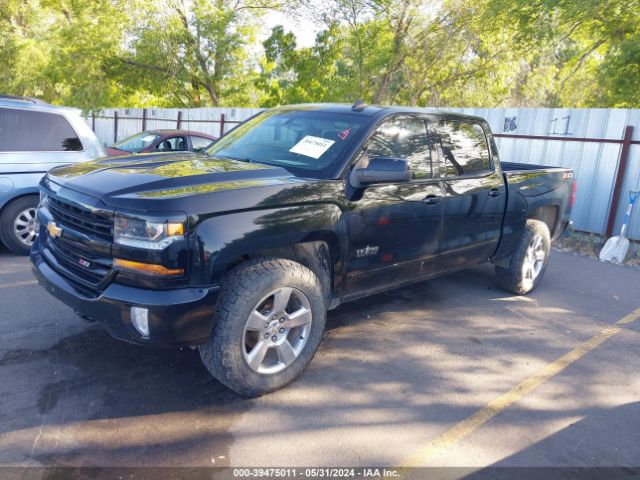 3GCUKREC5JG557924 Chevrolet Silverado 1500 2lt