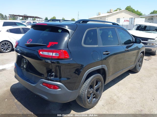 1C4PJLABXHW571677 Jeep Cherokee Altitude Fwd
