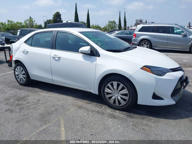 Toyota COROLLA LE 2018 2T1BURHE6JC057179 Image 13
