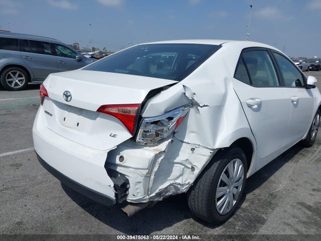 Toyota COROLLA LE 2018 2T1BURHE6JC057179 Image 6