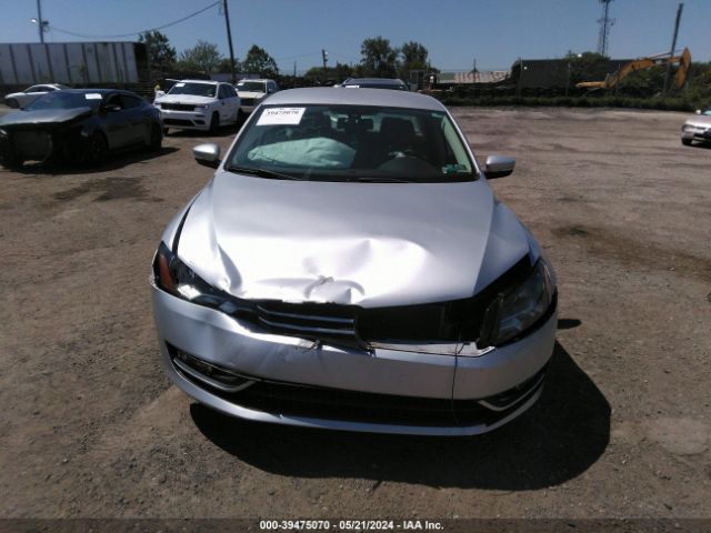 1VWAT7A30FC113500 Volkswagen Passat 1.8t Limited Edition