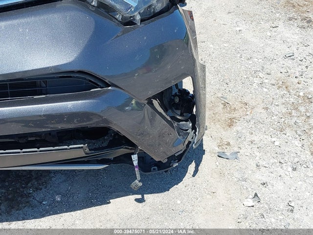 Toyota Rav4 Xle 2018 JTMWFREV7JJ743624 Image 21