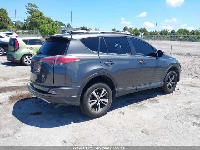 Toyota Rav4 Xle 2018 JTMWFREV7JJ743624 Image 4