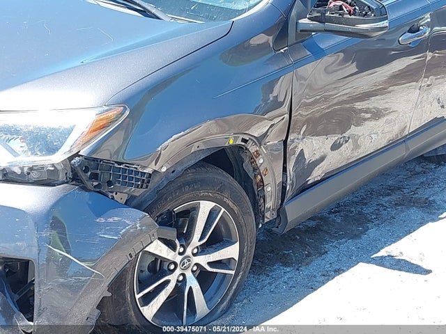 Toyota Rav4 Xle 2018 JTMWFREV7JJ743624 Image 6
