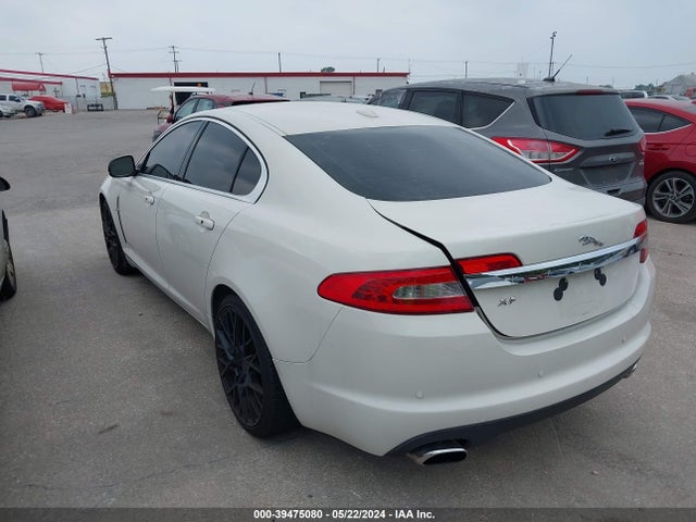 2010 JAGUAR XF SAJWA0GB8ALR73790 Photo 2