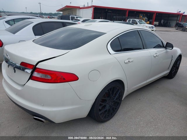 2010 JAGUAR XF SAJWA0GB8ALR73790 Photo 3
