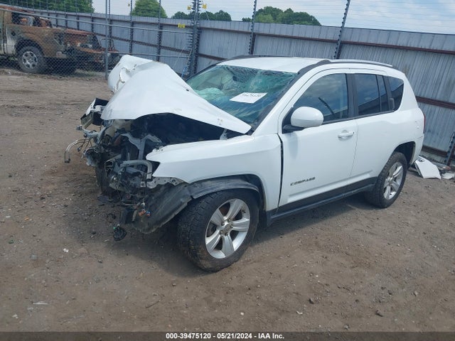 1C4NJCEB3ED672357 Jeep Compass Latitude