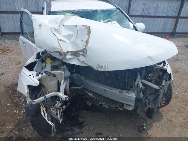 1C4NJCEB3ED672357 Jeep Compass Latitude