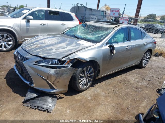 58ADA1C15MU011328 Lexus ES 300H
