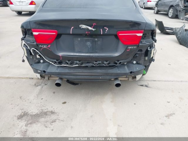 SAJAE4BV2HCP12589 Jaguar Xe 35t Prestige