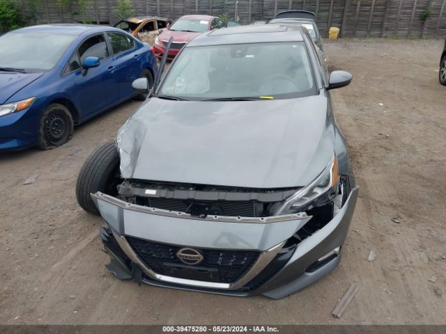 1N4BL4DWXNN312736 Nissan Altima Sv Intelligent Awd