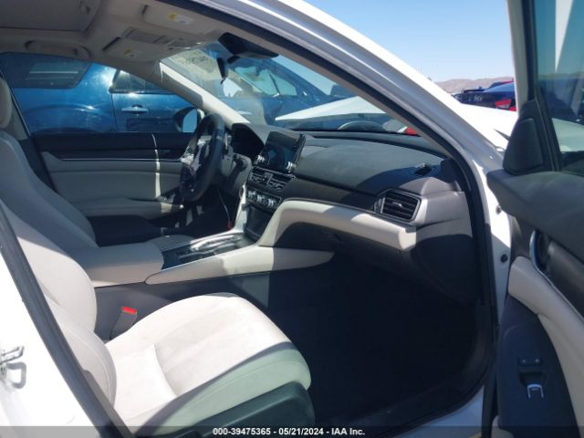 1HGCV3F45LA012011 Honda Accord Hybrid Ex