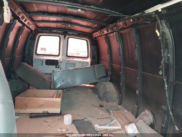 Chevrolet Express 2500 Work Van 2018 1GCWGAFP6J1248927 Image 8
