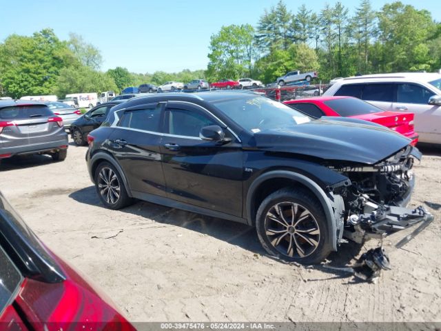 SJKCH5CRXHA024810 Infiniti Qx30 Premium