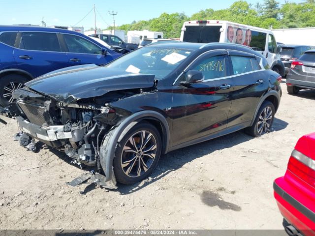 SJKCH5CRXHA024810 Infiniti Qx30 Premium