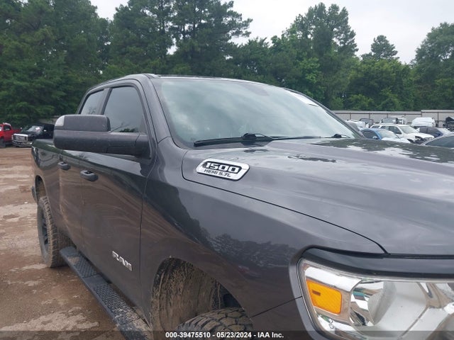 1C6SRFCTXLN239304 RAM 1500 Tradesman Quad Cab 4x4 6'4 Box